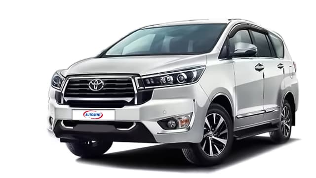 toyota-innova-03